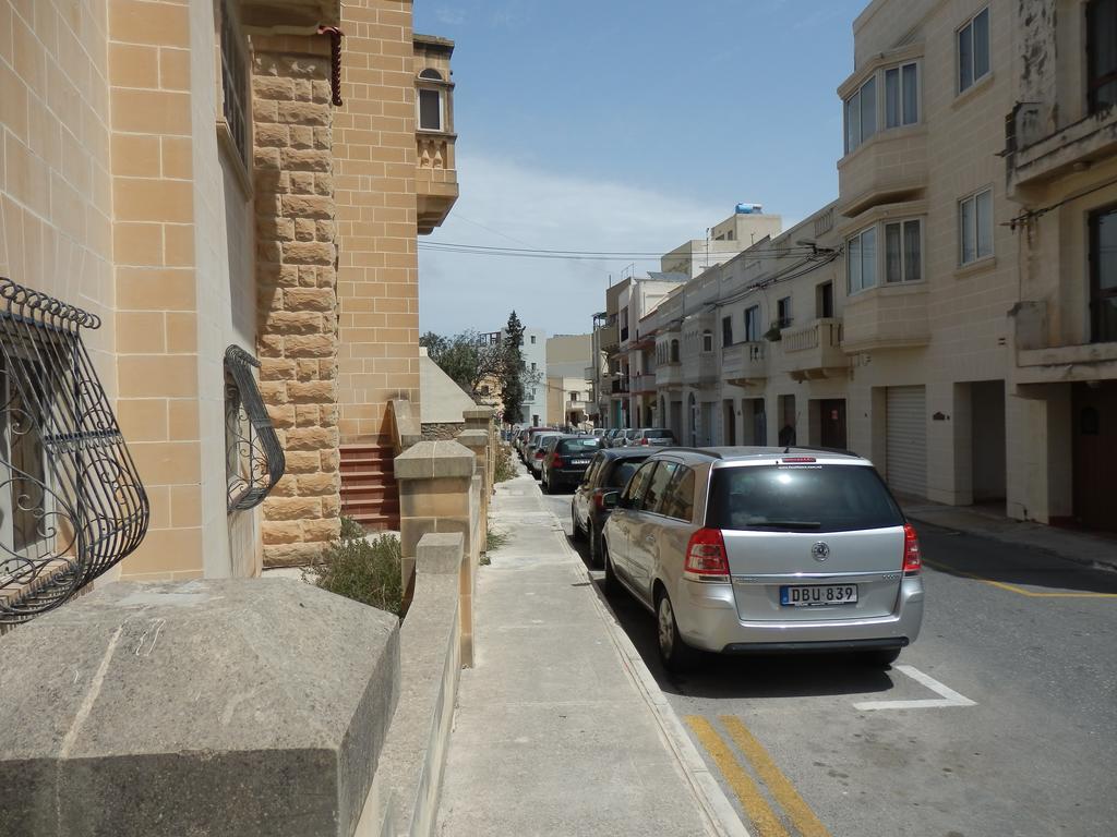 Black Gold Private Room Msida Exterior photo